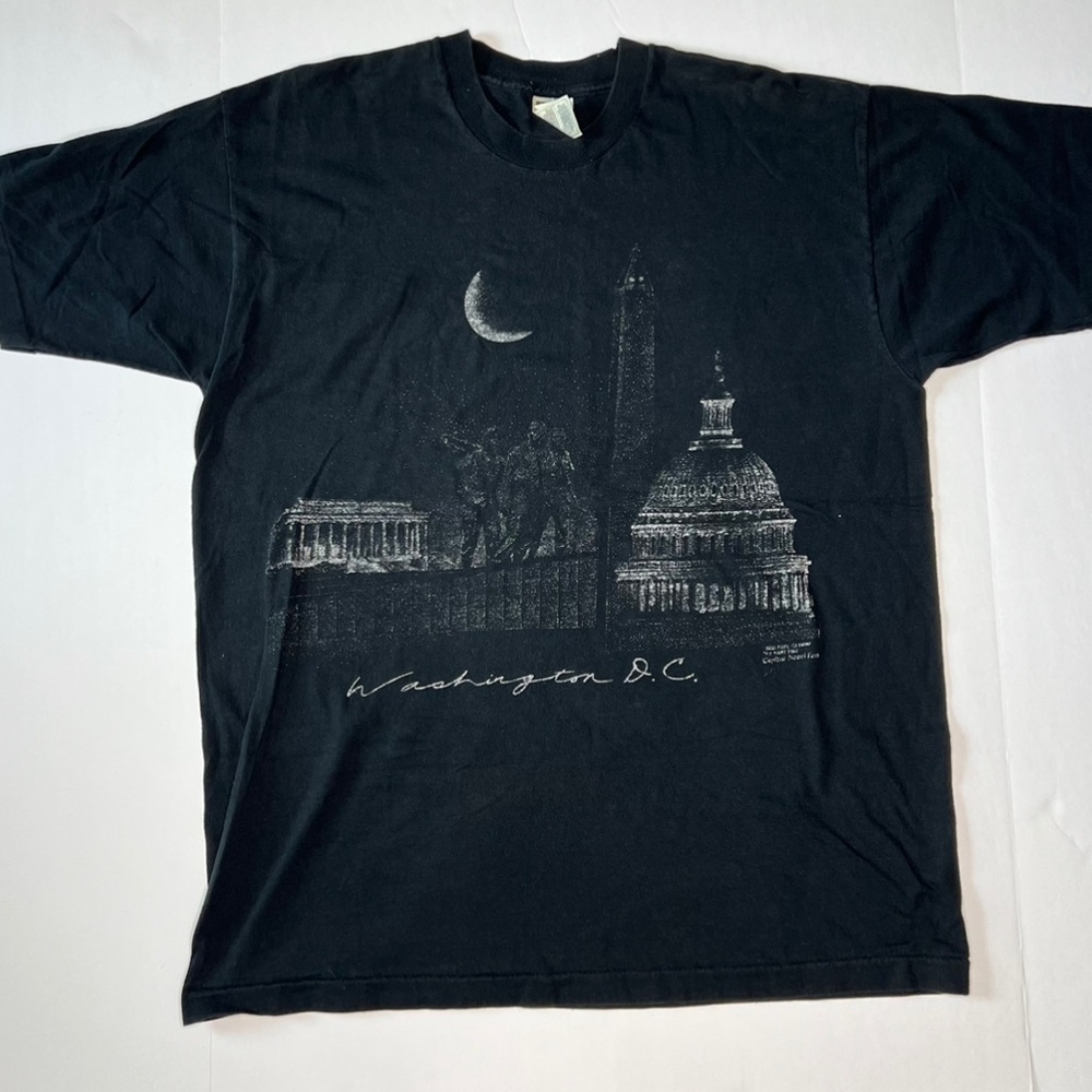 Vintage 1997 fruit of the loom single stitch size xl Washington DC sceen